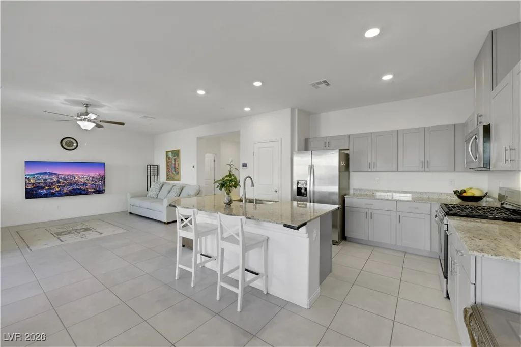 10968 Lancaster Park, Las Vegas, NV 89166