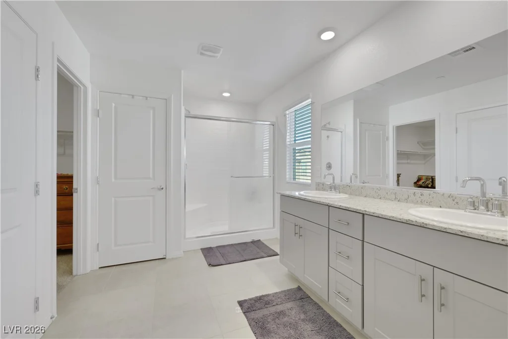 10968 Lancaster Park, Las Vegas, NV 89166