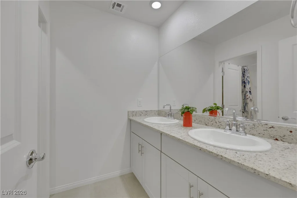 10968 Lancaster Park, Las Vegas, NV 89166