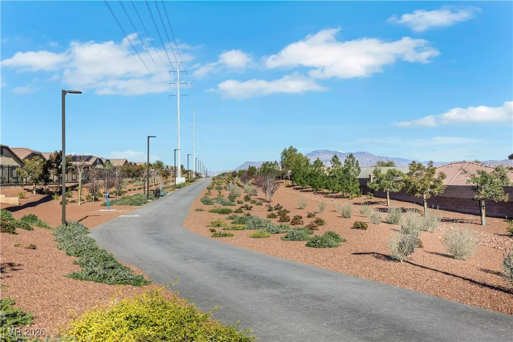 10968 Lancaster Park, Las Vegas, NV 89166