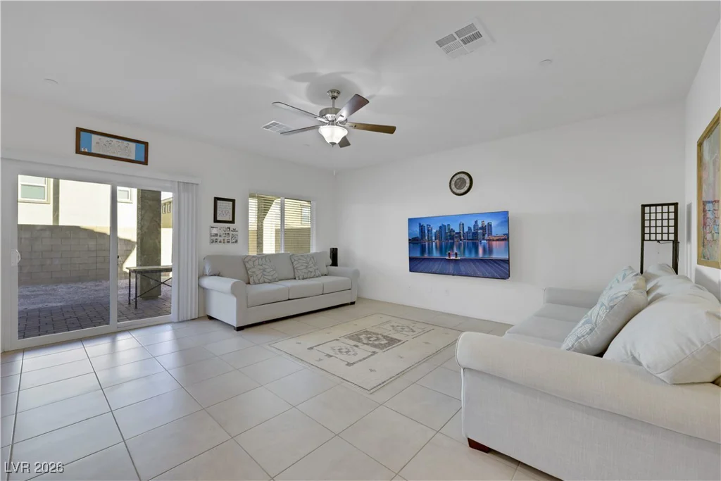 10968 Lancaster Park, Las Vegas, NV 89166