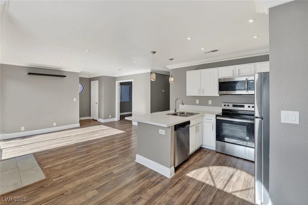 4050 Pacific Harbors, Las Vegas, NV 89121