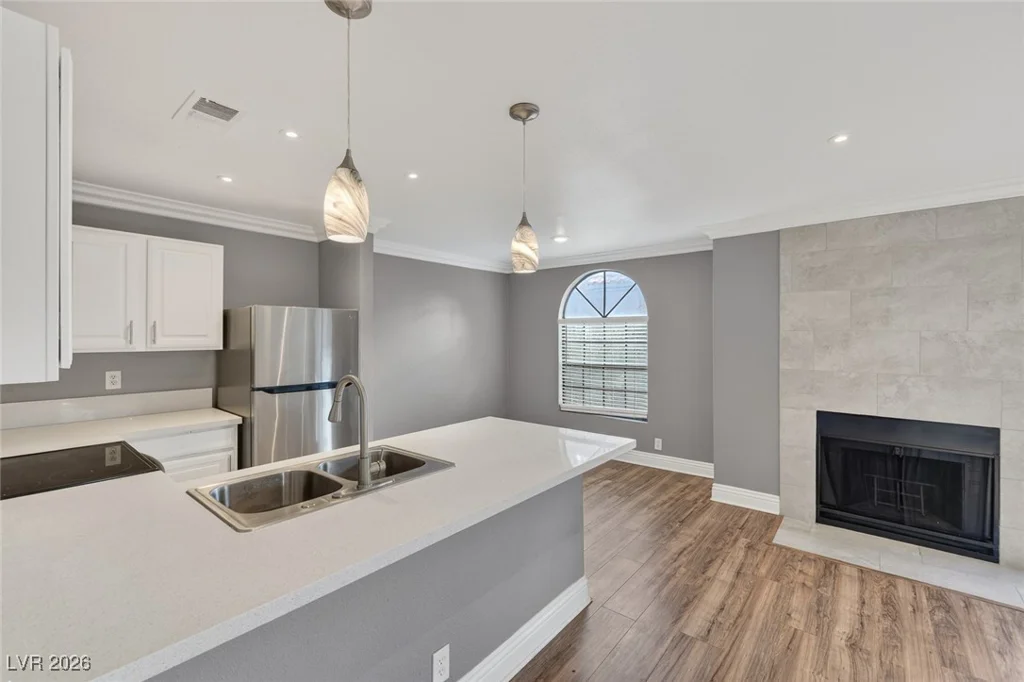 4050 Pacific Harbors, Las Vegas, NV 89121