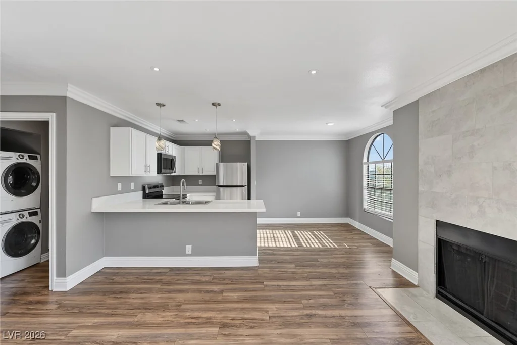 4050 Pacific Harbors, Las Vegas, NV 89121