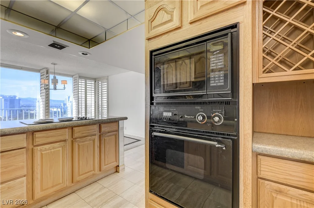 3111 Bel Air, Las Vegas, NV 89109