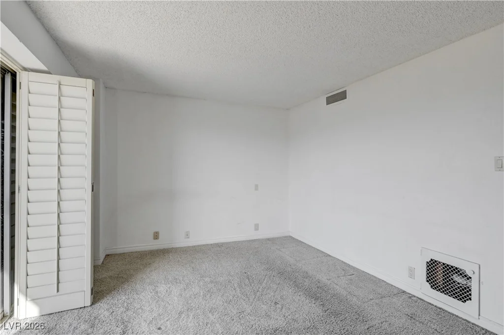 3111 Bel Air, Las Vegas, NV 89109