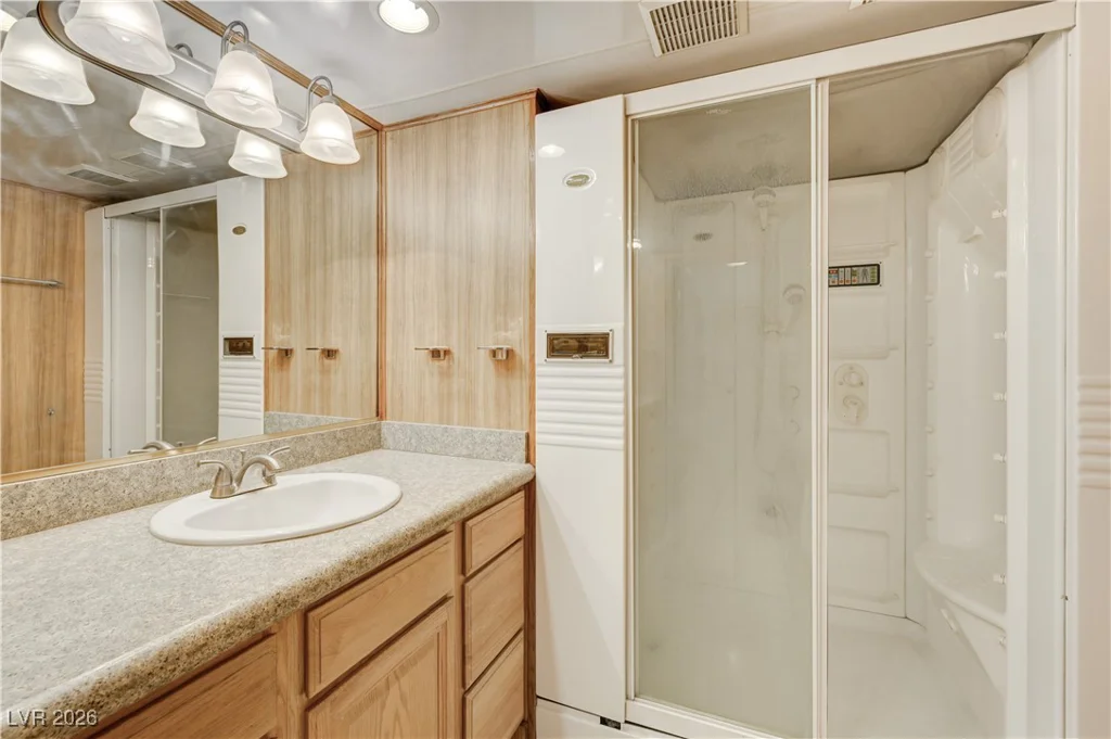 3111 Bel Air, Las Vegas, NV 89109