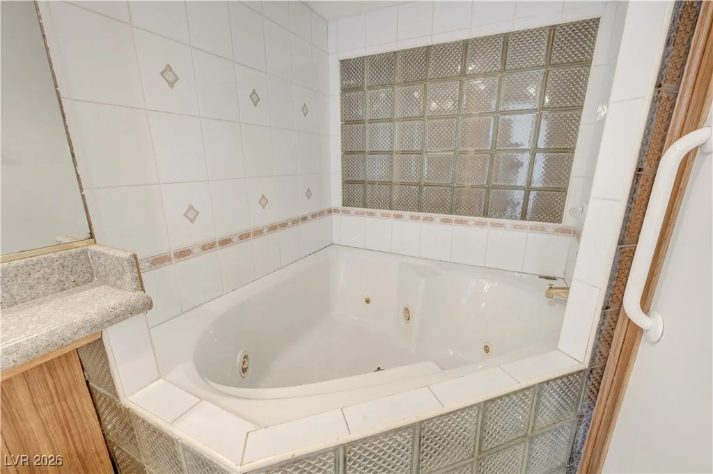3111 Bel Air, Las Vegas, NV 89109