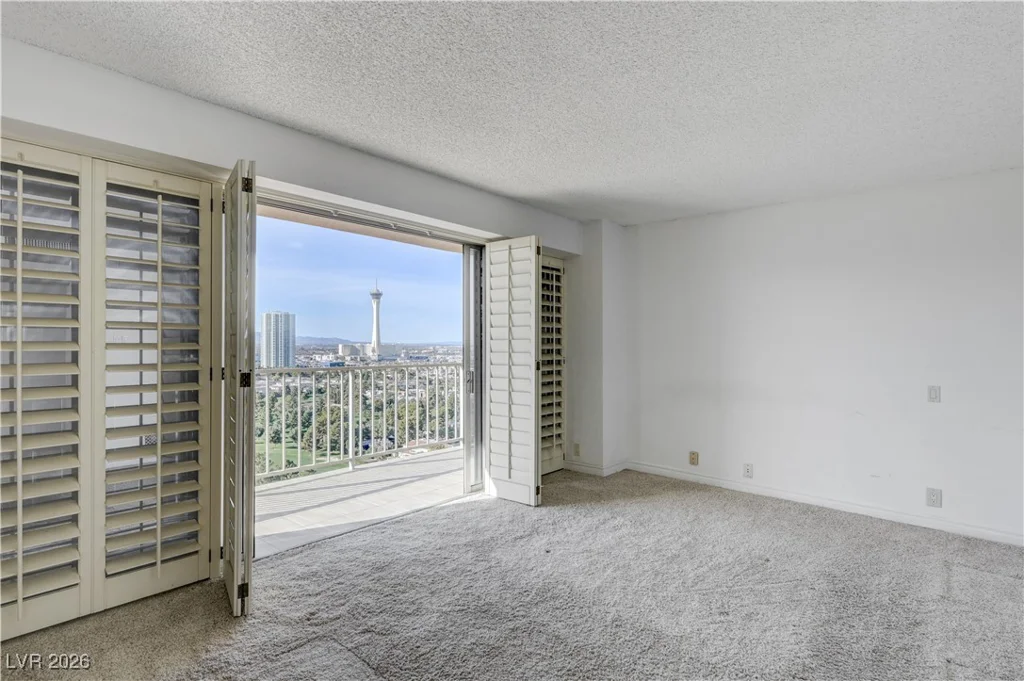 3111 Bel Air, Las Vegas, NV 89109
