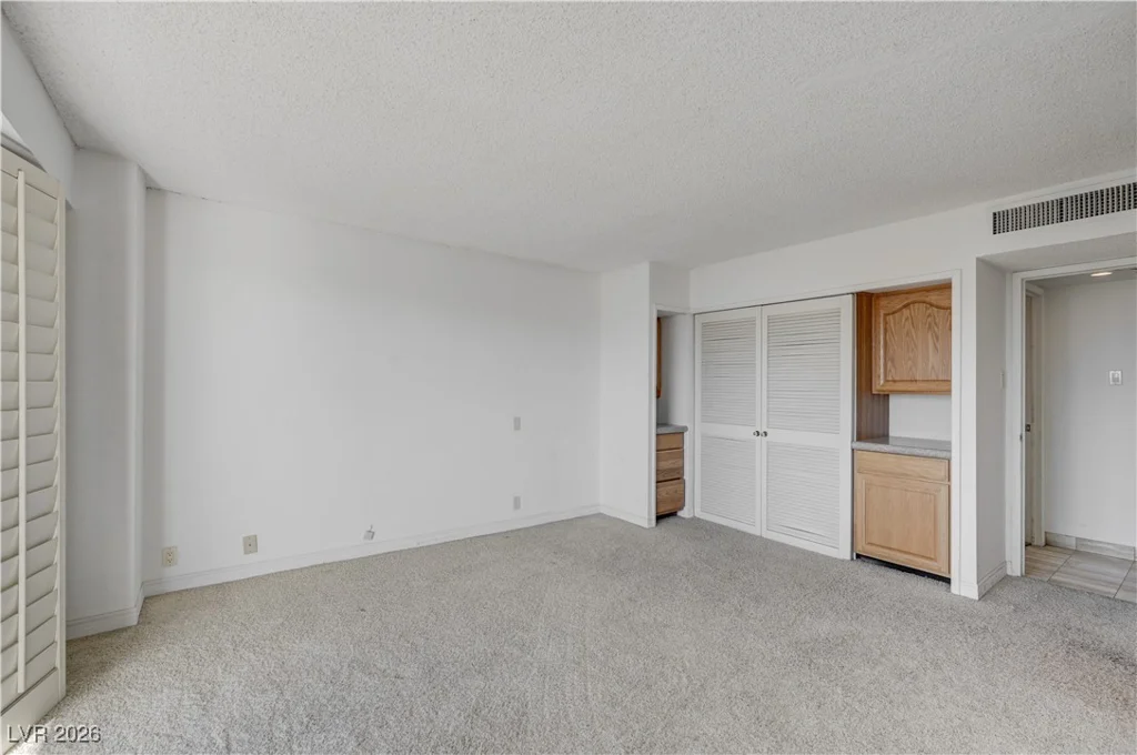 3111 Bel Air, Las Vegas, NV 89109