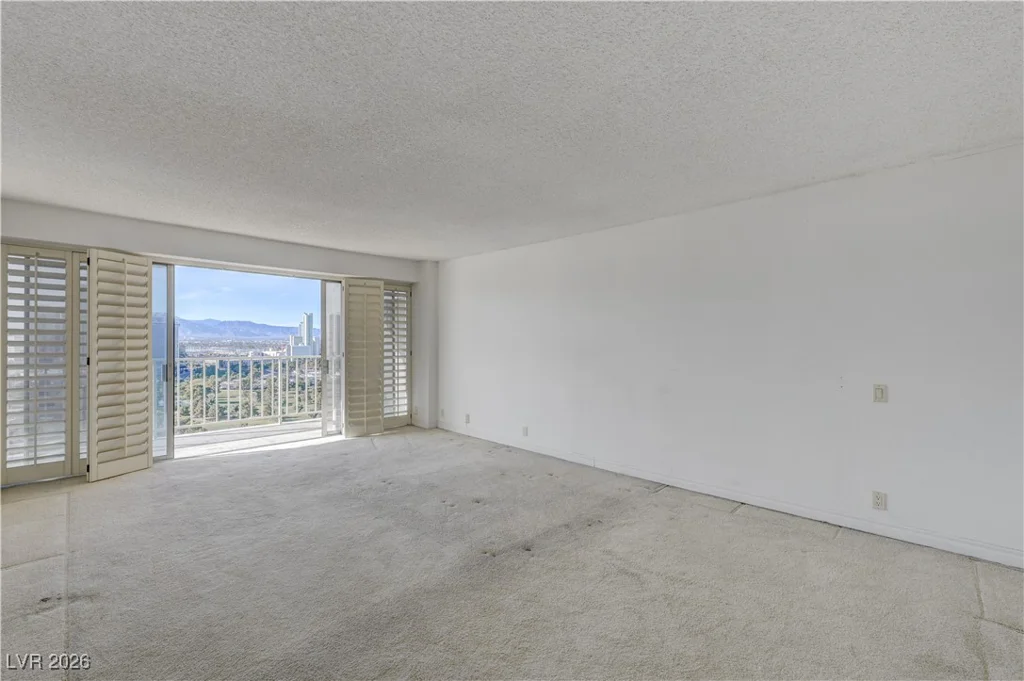 3111 Bel Air, Las Vegas, NV 89109