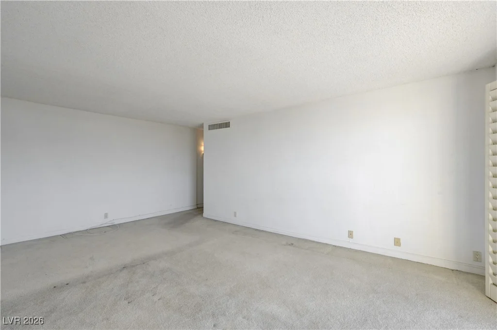 3111 Bel Air, Las Vegas, NV 89109