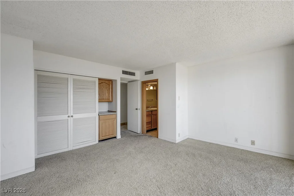 3111 Bel Air, Las Vegas, NV 89109