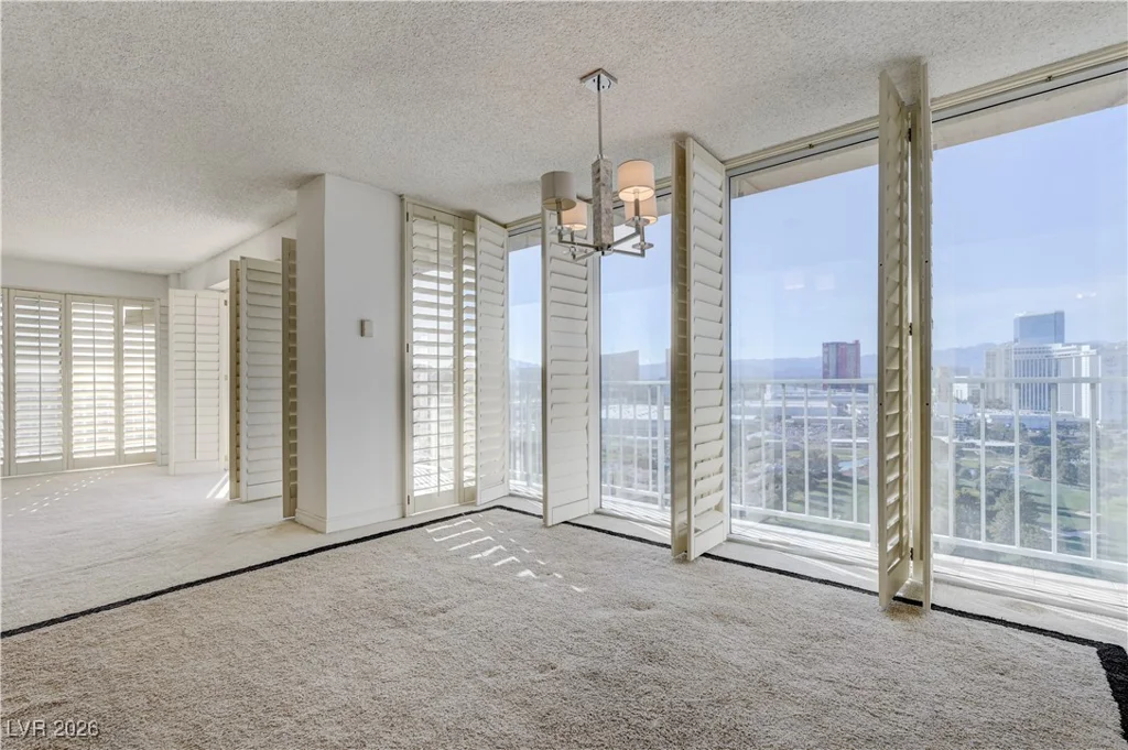 3111 Bel Air, Las Vegas, NV 89109