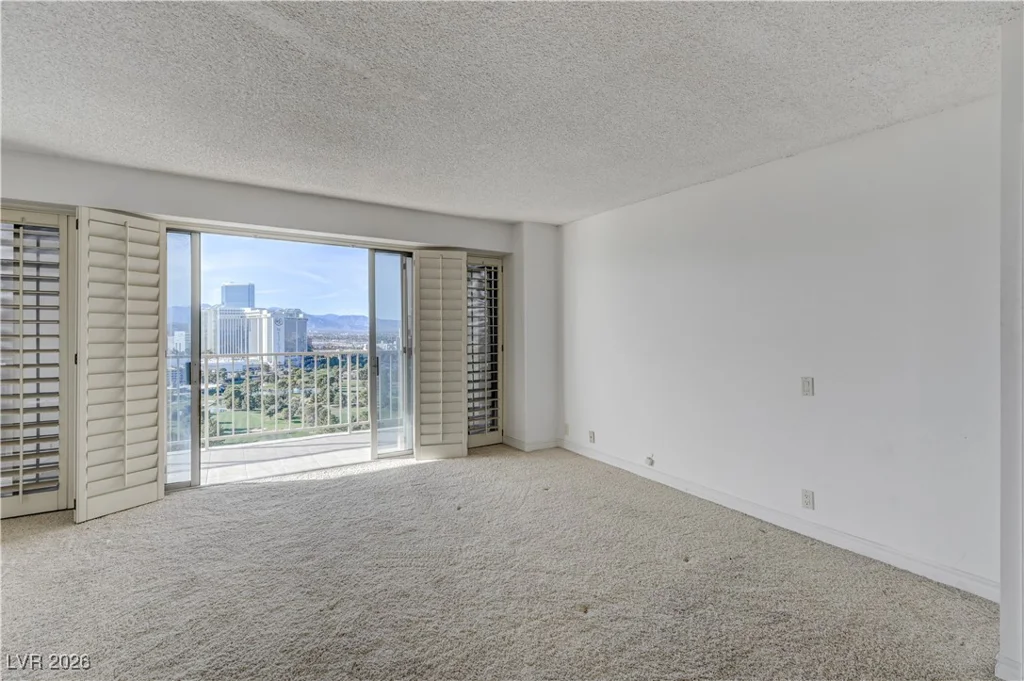 3111 Bel Air, Las Vegas, NV 89109