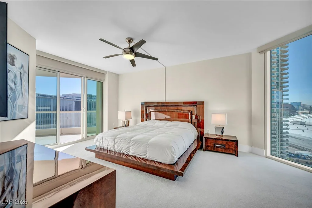 2777 Paradise, Las Vegas, NV 89109