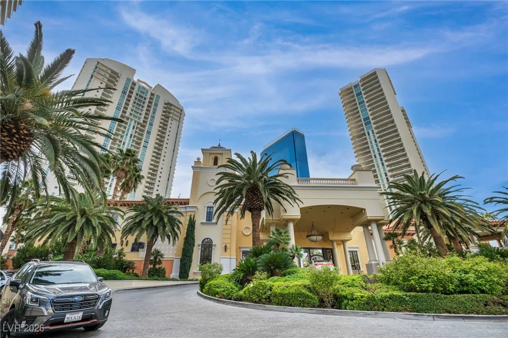 2777 Paradise, Las Vegas, NV 89109