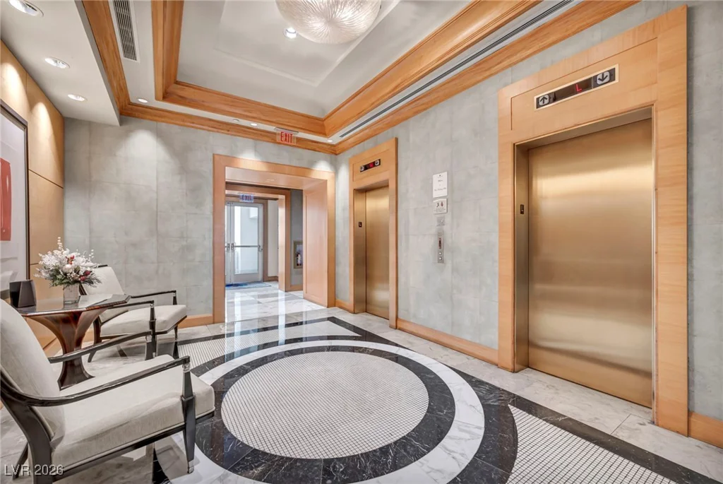 2777 Paradise, Las Vegas, NV 89109