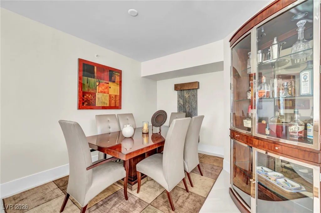 2777 Paradise, Las Vegas, NV 89109