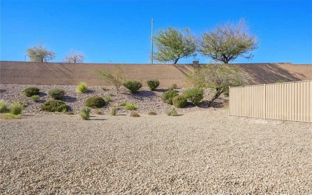 2675 Chinaberry Hill, Laughlin, NV 89029