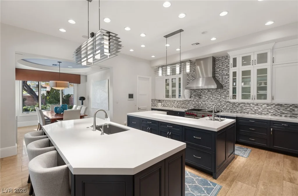 11 Misty Peaks, Las Vegas, NV 89135