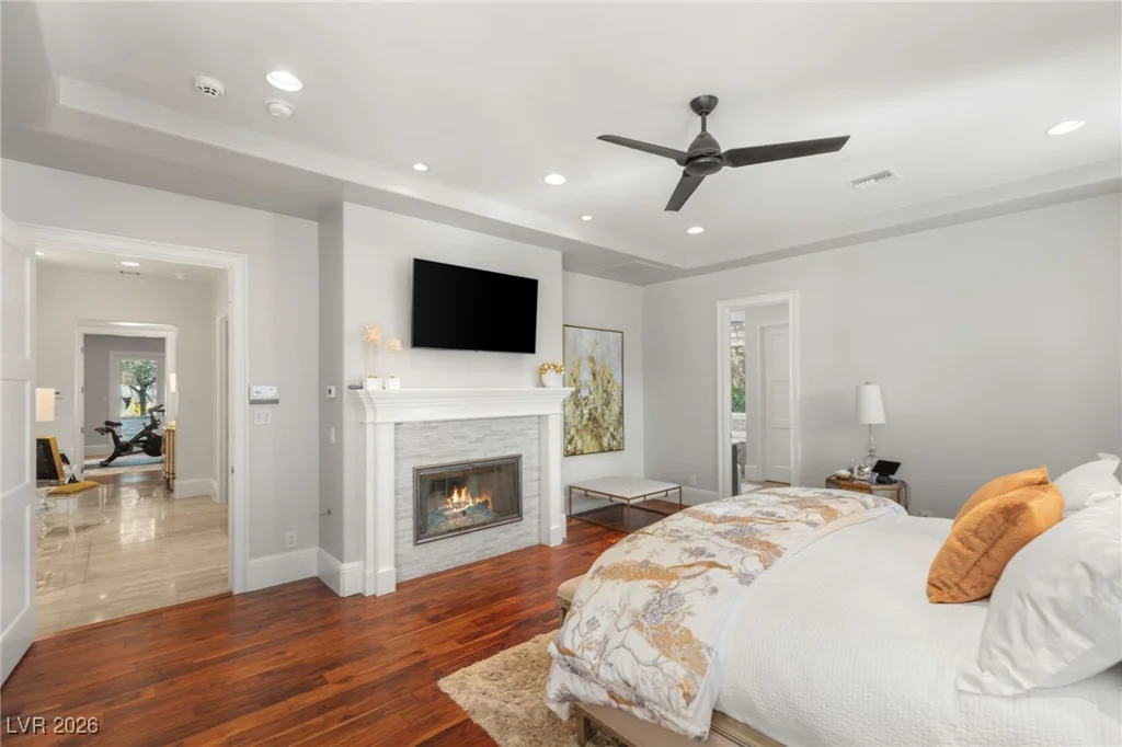 11 Misty Peaks, Las Vegas, NV 89135