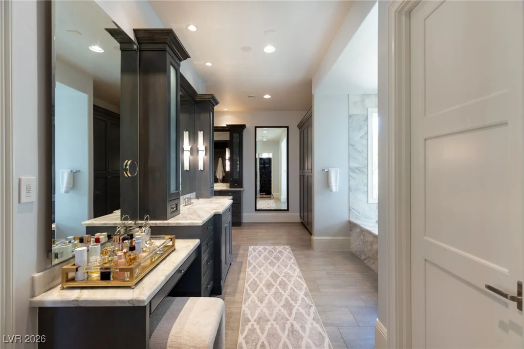 11 Misty Peaks, Las Vegas, NV 89135
