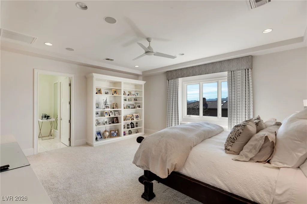 11 Misty Peaks, Las Vegas, NV 89135