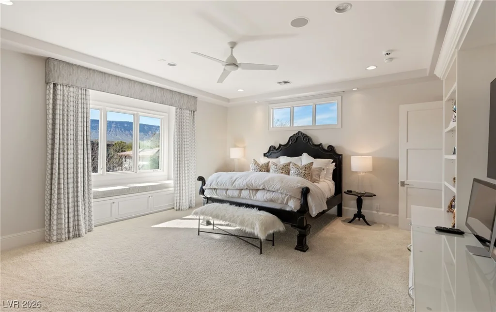 11 Misty Peaks, Las Vegas, NV 89135