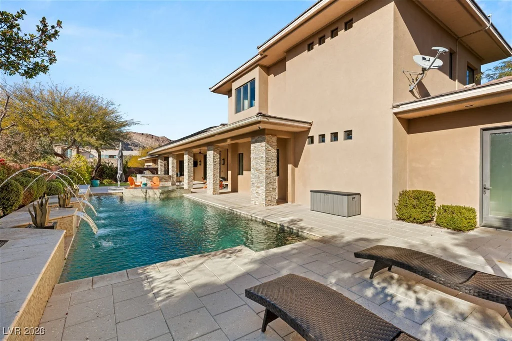 11 Misty Peaks, Las Vegas, NV 89135