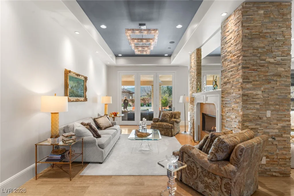11 Misty Peaks, Las Vegas, NV 89135