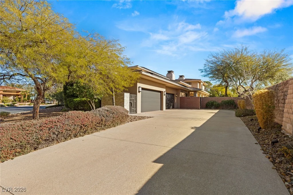 11 Misty Peaks, Las Vegas, NV 89135