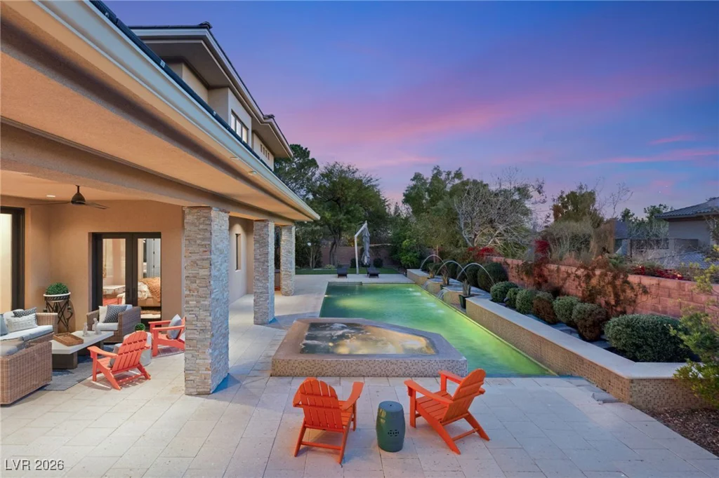 11 Misty Peaks, Las Vegas, NV 89135
