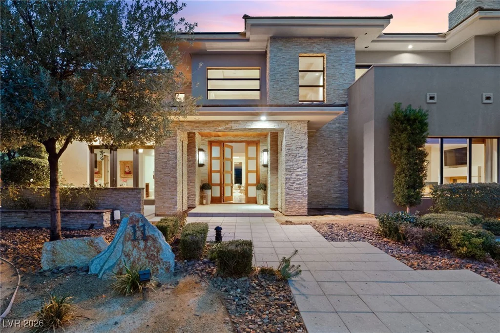 11 Misty Peaks, Las Vegas, NV 89135