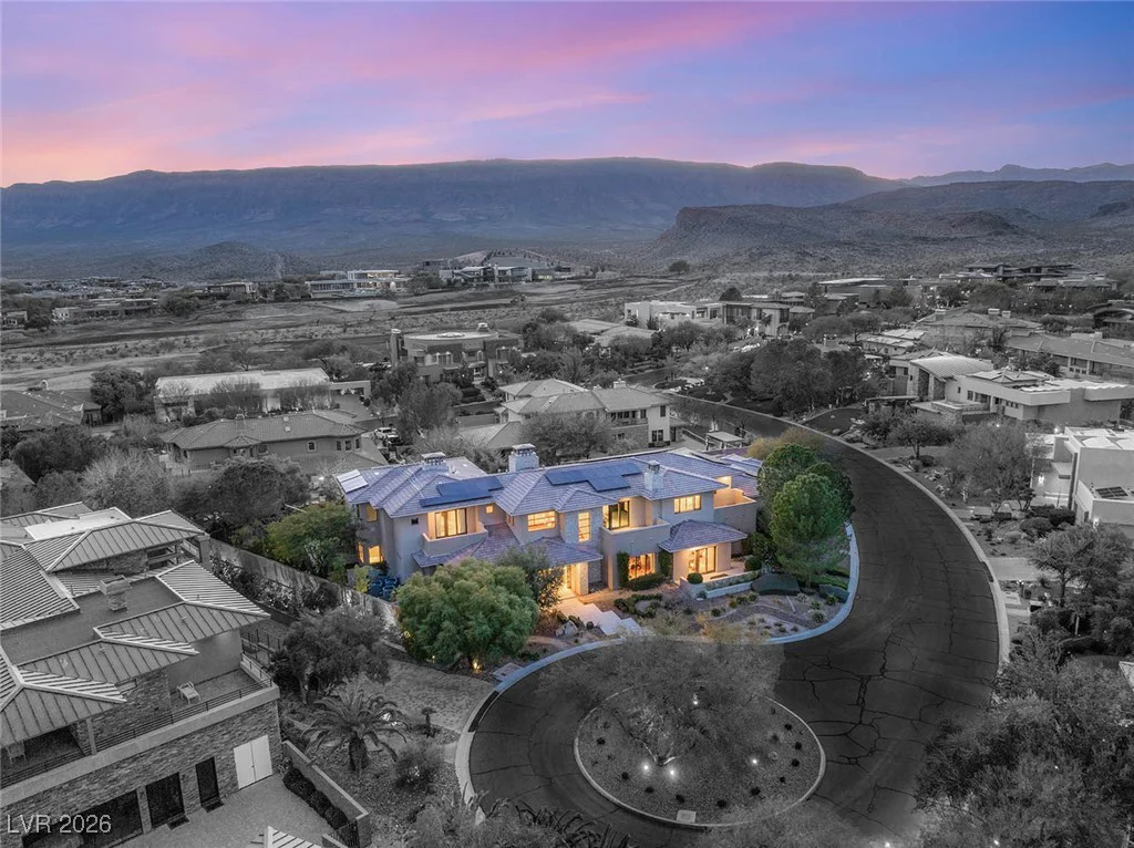 11 Misty Peaks, Las Vegas, NV 89135