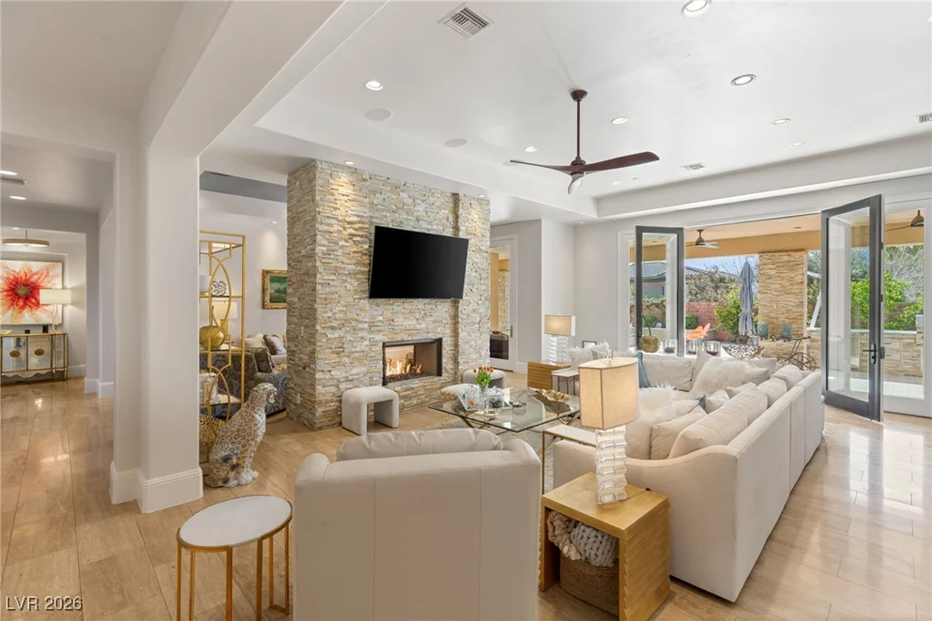 11 Misty Peaks, Las Vegas, NV 89135