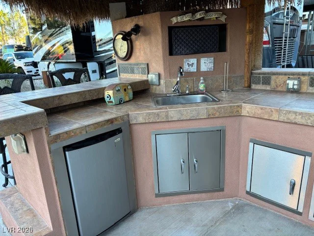 8175 Arville, Las Vegas, NV 89139