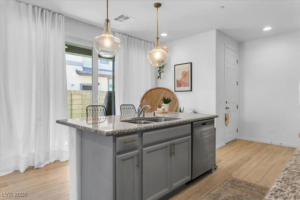 92 Kimberlite, Henderson, NV 89011