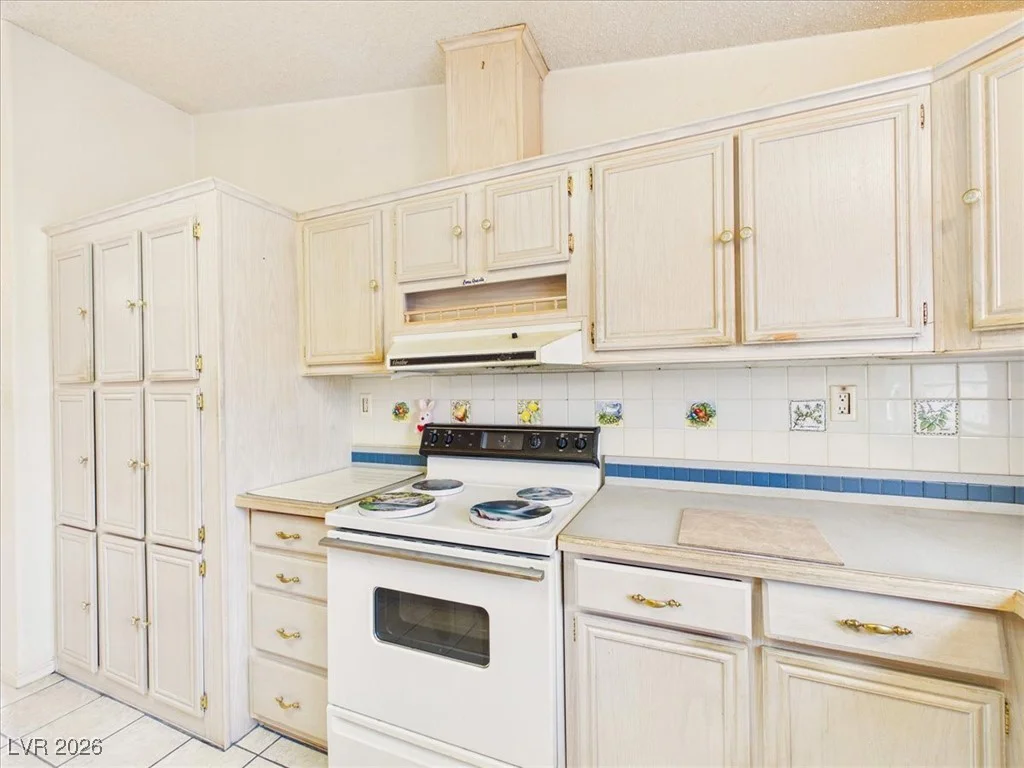3230 Kellogg, Pahrump, NV 89061