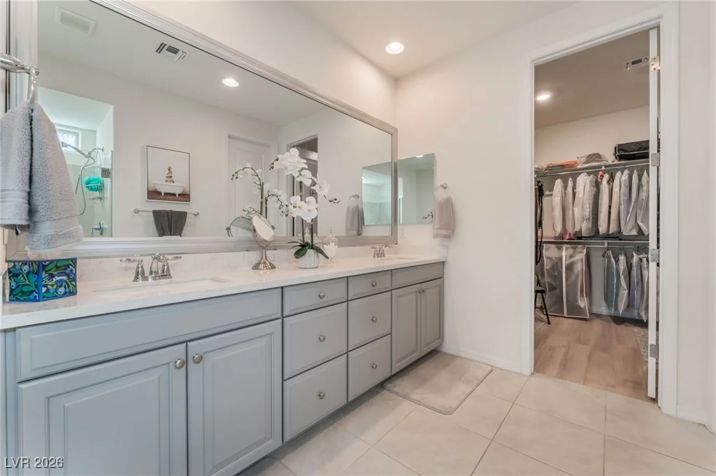 10438 Skye Arroyo, Las Vegas, NV 89166