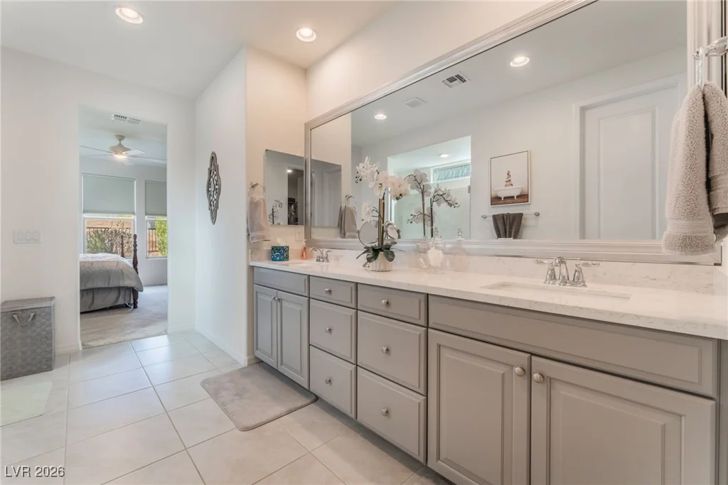 10438 Skye Arroyo, Las Vegas, NV 89166