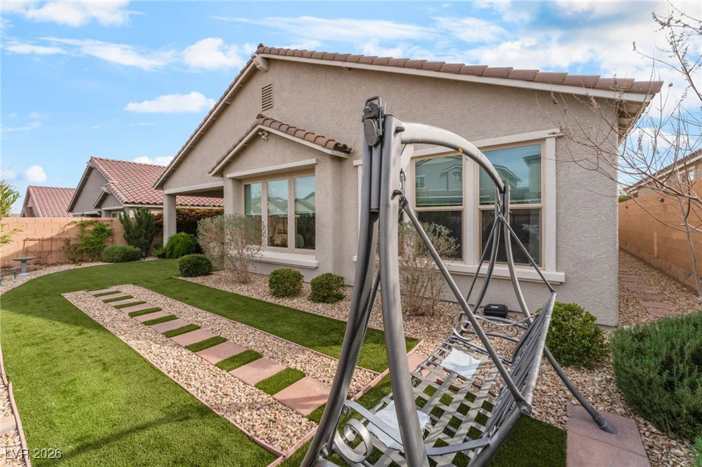 10438 Skye Arroyo, Las Vegas, NV 89166