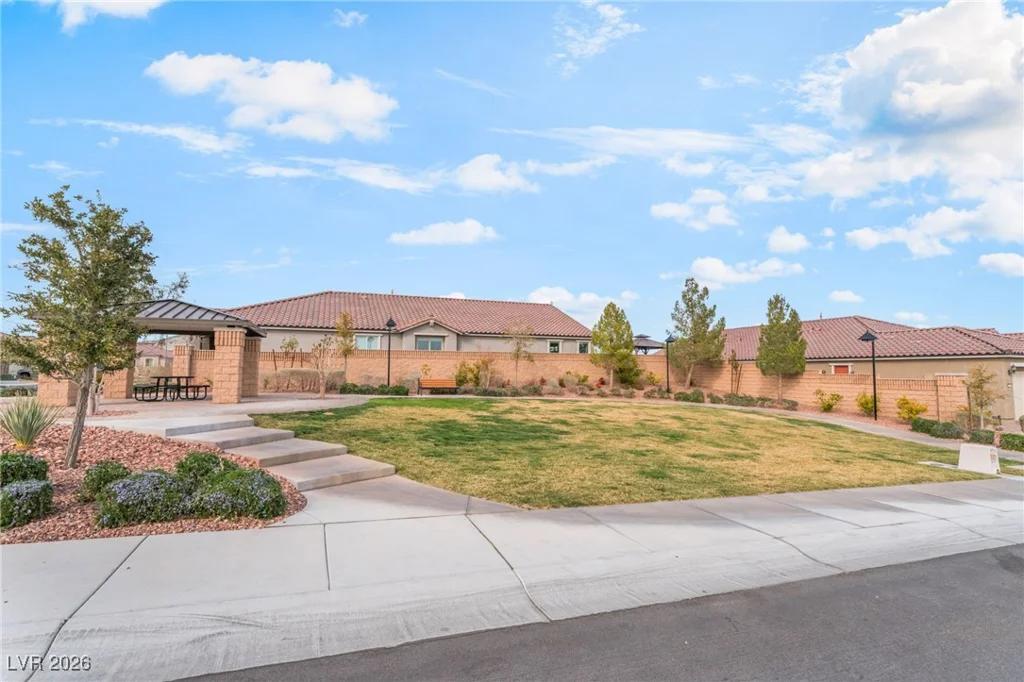 10438 Skye Arroyo, Las Vegas, NV 89166
