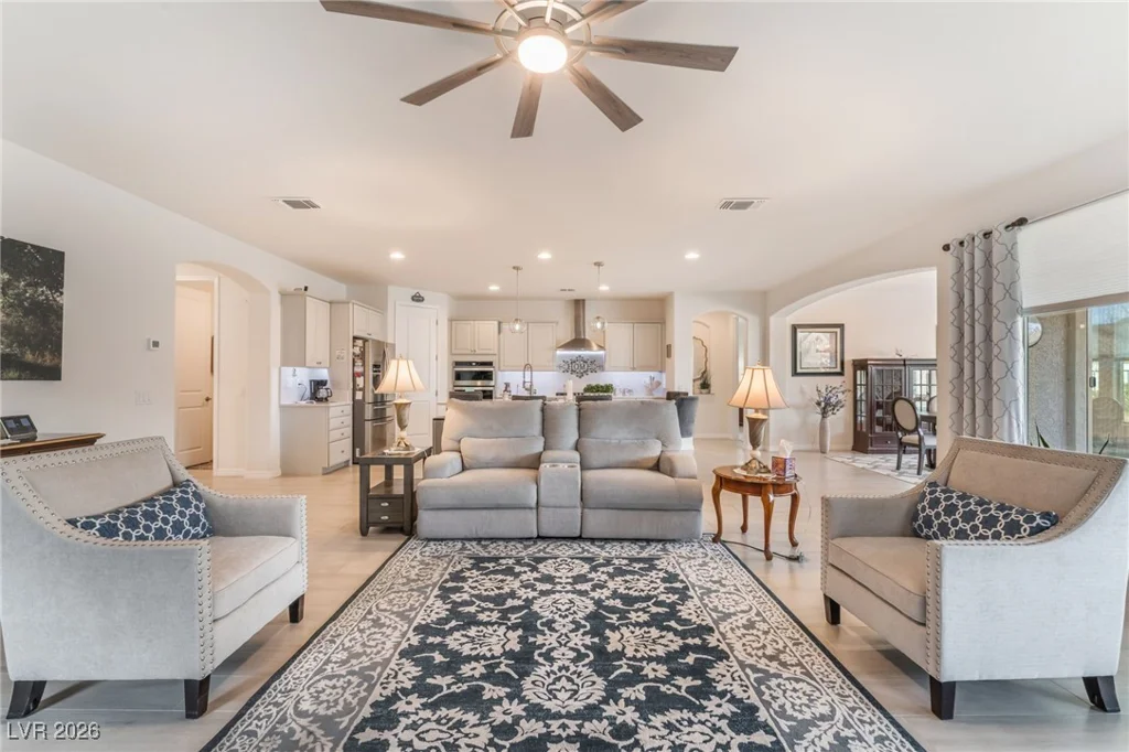 10438 Skye Arroyo, Las Vegas, NV 89166
