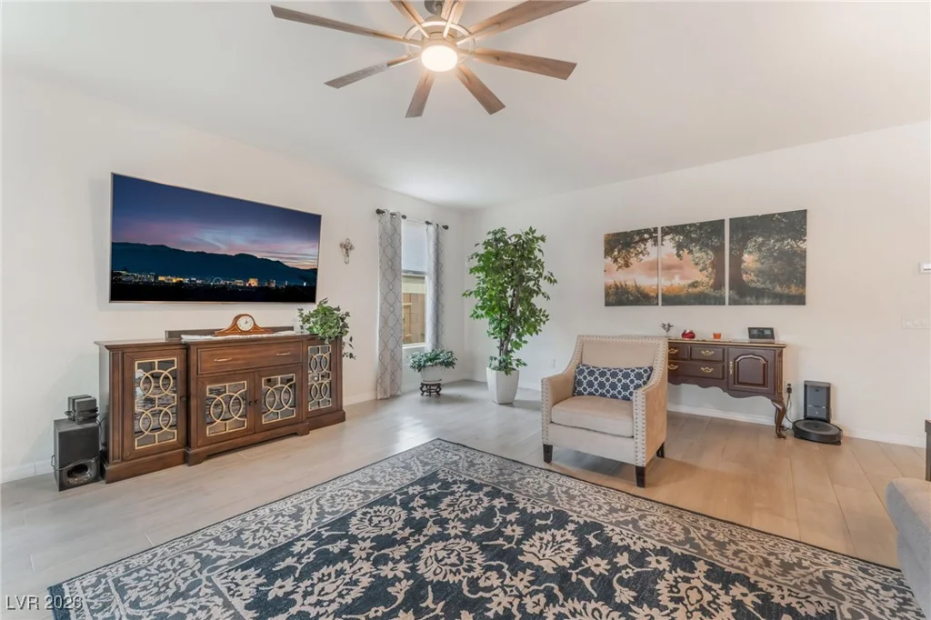 10438 Skye Arroyo, Las Vegas, NV 89166