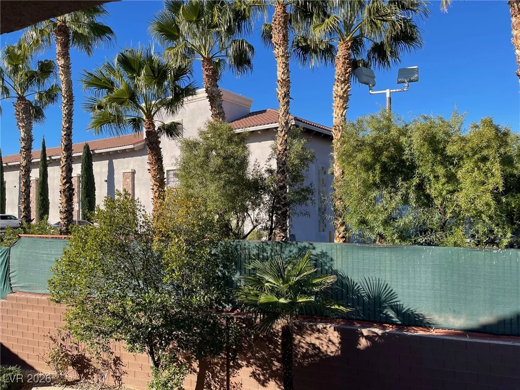 1001 Puerta Del Sol, Las Vegas, NV 89138
