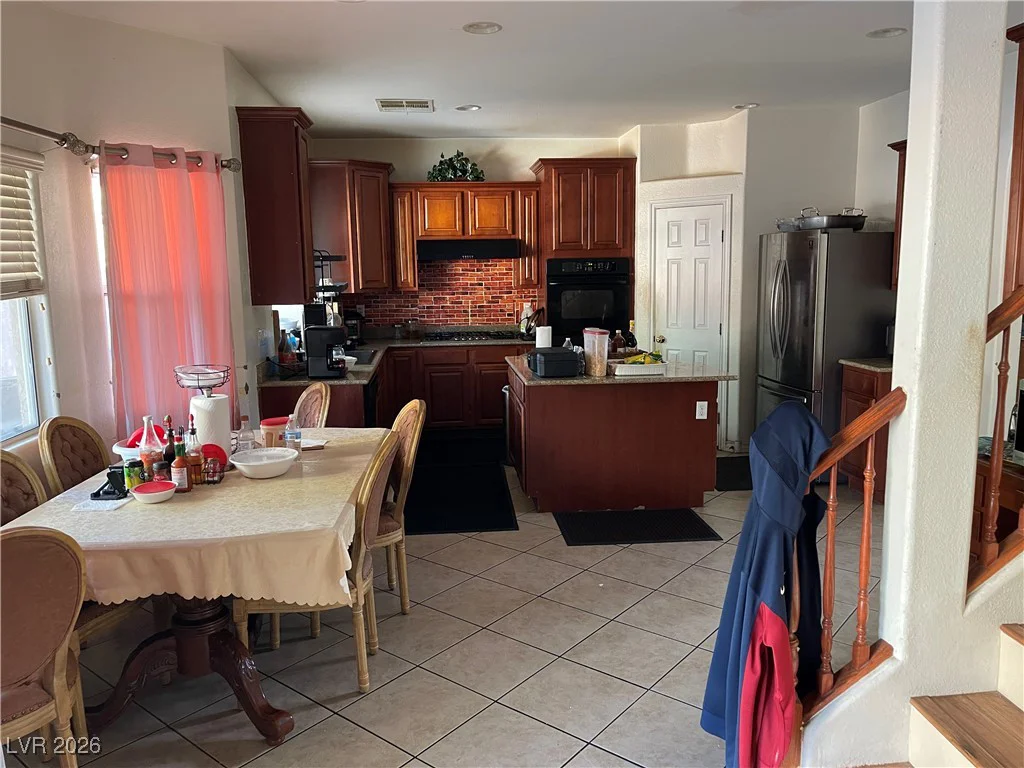 1001 Puerta Del Sol, Las Vegas, NV 89138