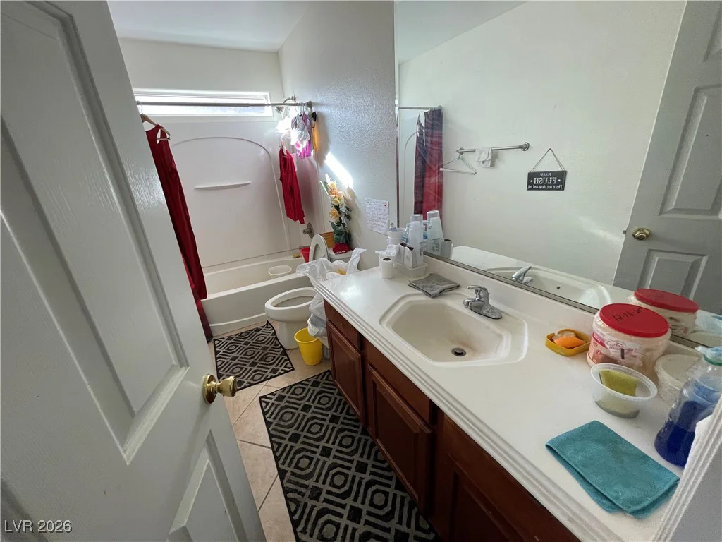 1001 Puerta Del Sol, Las Vegas, NV 89138