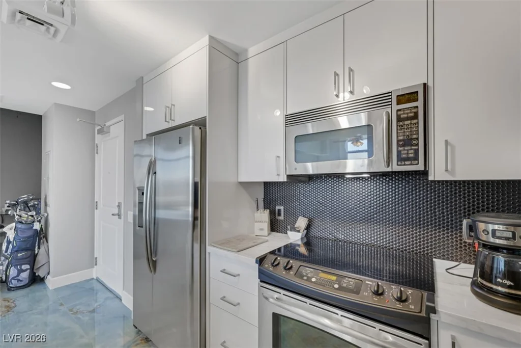 200 Sahara, Las Vegas, NV 89102