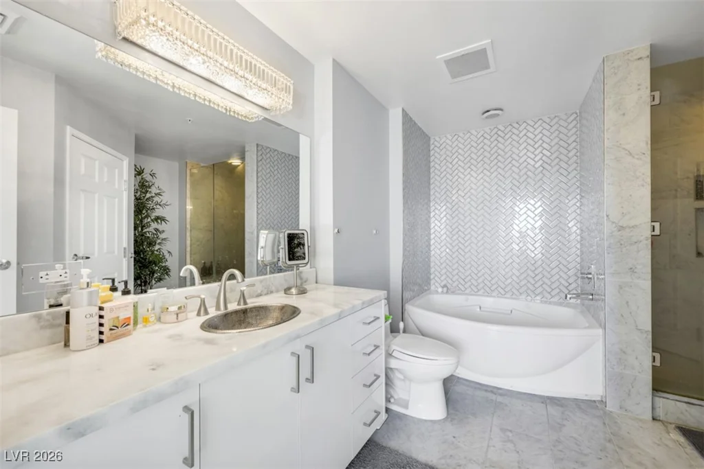 200 Sahara, Las Vegas, NV 89102